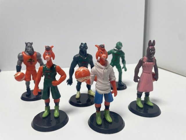 Filmziege Basketball Traum Actionfigur, 6-teiliges Set, weiß, ab 14 Jahren - Bild 1