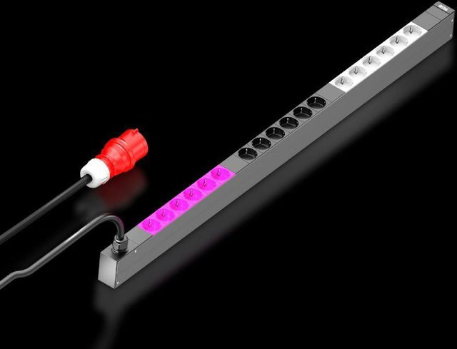 Rittal PDU Basic Rack-Stromverteilung 0U, 400 V, 11 kW, 3 Phasen, 18 x Stecker CEE 7/3, grau - Bild 2