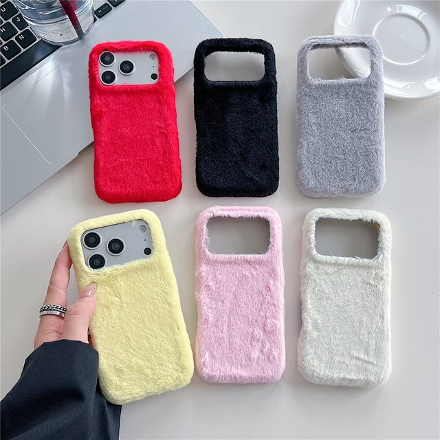 Flauschige Winter-Handyhülle aus Plüsch für dein Apple iPhone 17 Pro Max, 16, 15, 14, 13 Pro Max und 14 Plus - Bild 1