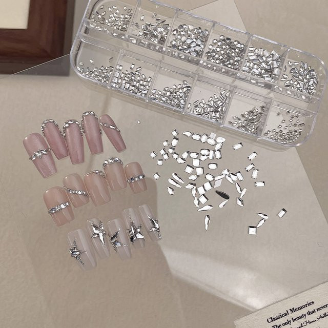 Kaniu Strasssteine Rosa, Glänzend, Maniküre-Ornamente-Set - Bild 1