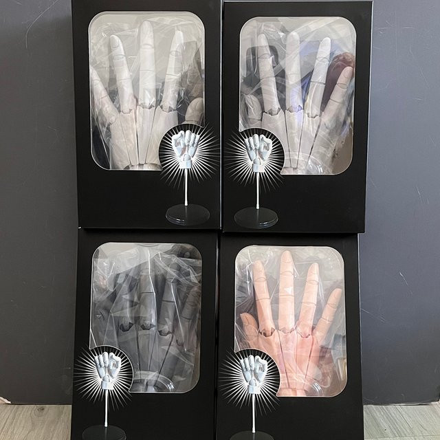 Bandai Bionik-Actionfigur, Handgelenk-Finger, Grau, Kunststoff - Bild 1