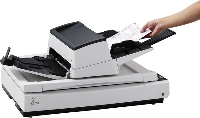 Ricoh fi-7700 Dokumentenscanner A3 mit 600 dpi, 100 Seiten pro Minute, Duplex-Funktion und USB 3.1 Anschluss in Schwarz und Weiß - Bild 1