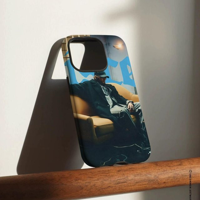 James A-Arthur Pisces Handyhülle für iPhone 17 16 15 14 13 12 Pro Max Plus in Weiß und Multicolour mit glänzender HD-Doppelschicht-Flüssighartschale - Bild 1