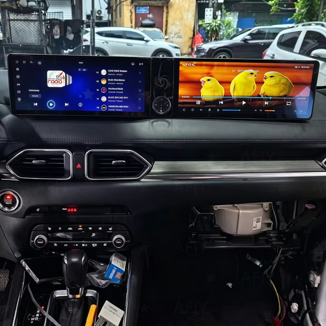 YANFU Dual-Screen Autoradio für Mazda CX5 CX-5 2017-2025 mit CarPlay, Android Auto, GPS, 4G und Multimedia-Funktionen in Schwarz - Bild 1