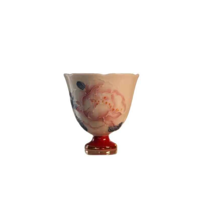 Handbemalte Porzellan-Teetasse mit Pfingstrosen-Motiv und Goldverzierung, stapelbarer Kung-Fu-Teebecher in Multicolour - Bild 3