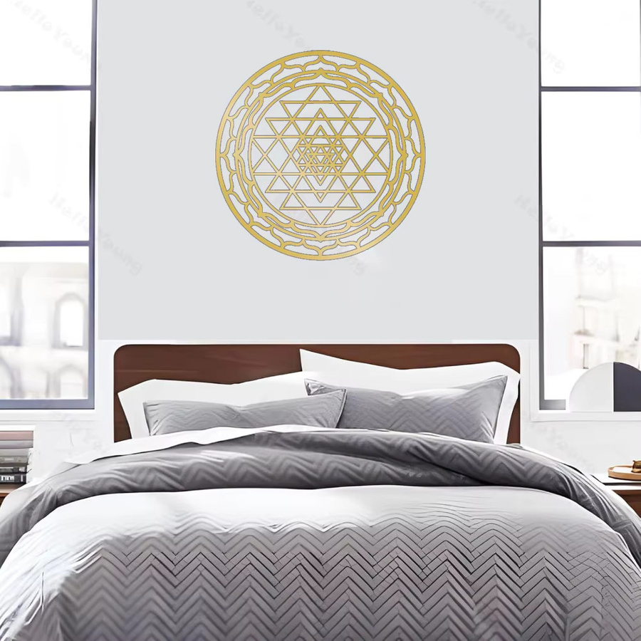 Sacred Yantra Mandala Wandskulptur aus Metall in Gold, kreisförmiges Mandala mit geometrischem Design im Boho-Stil - Bild 4