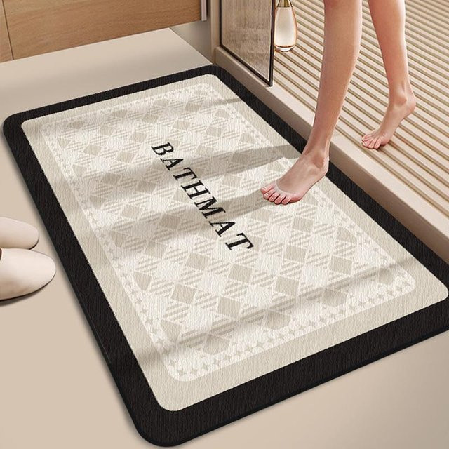 Wasserabsorbierende und rutschfeste Badezimmer-Fußmatte von Yiran Furniture in Beige, B/B: 80 x 50 cm - Bild 1