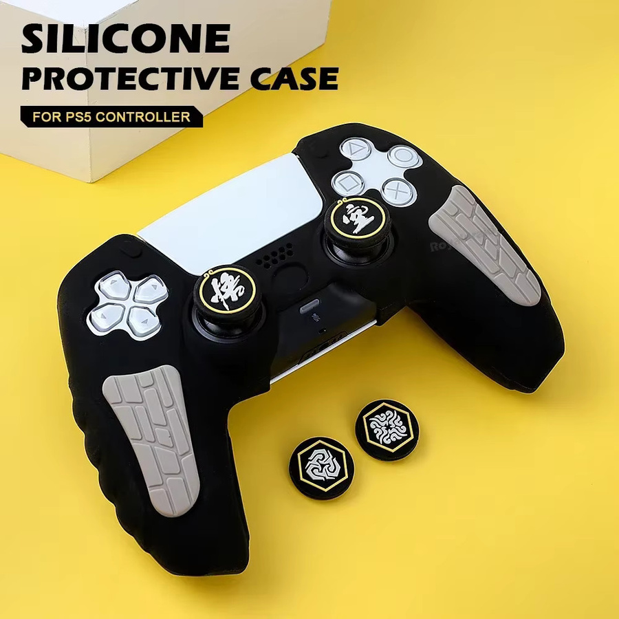 Ispoofer Silikon-Schutzhülle für PlayStation PS5-Gamepad-Controller in Schwarz mit Daumenstick-Griffkappen und Touchpad-Aufkleber - Bild 3