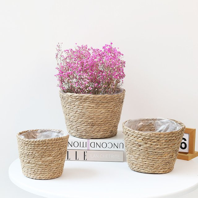 Runder Pflanzkorb aus Rattan und Stroh in Beige als rustikaler Blumentopf für den Garten oder als Aufbewahrungskorb - Bild 1