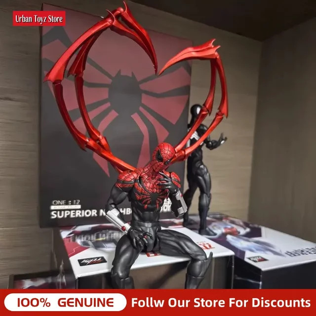 Bandai Marvel Ultimate Spider-Man Peter Parker Actionfigur, beweglich, mit Wechselhänden - Bild 1