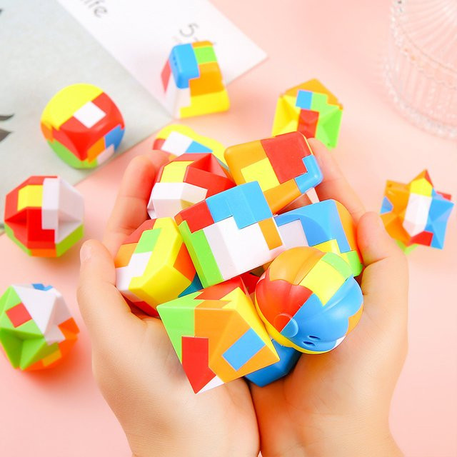 soulbao 3D-Puzzle Luban Lock Schlüsselanhänger, Gehirnspiel, Bunt / Mehrfarbig - Bild 1