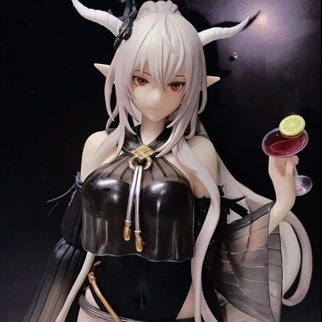 Arknights Shining Summer Badeanzug Actionfigur von Bandai in Multicolor - Bild 1