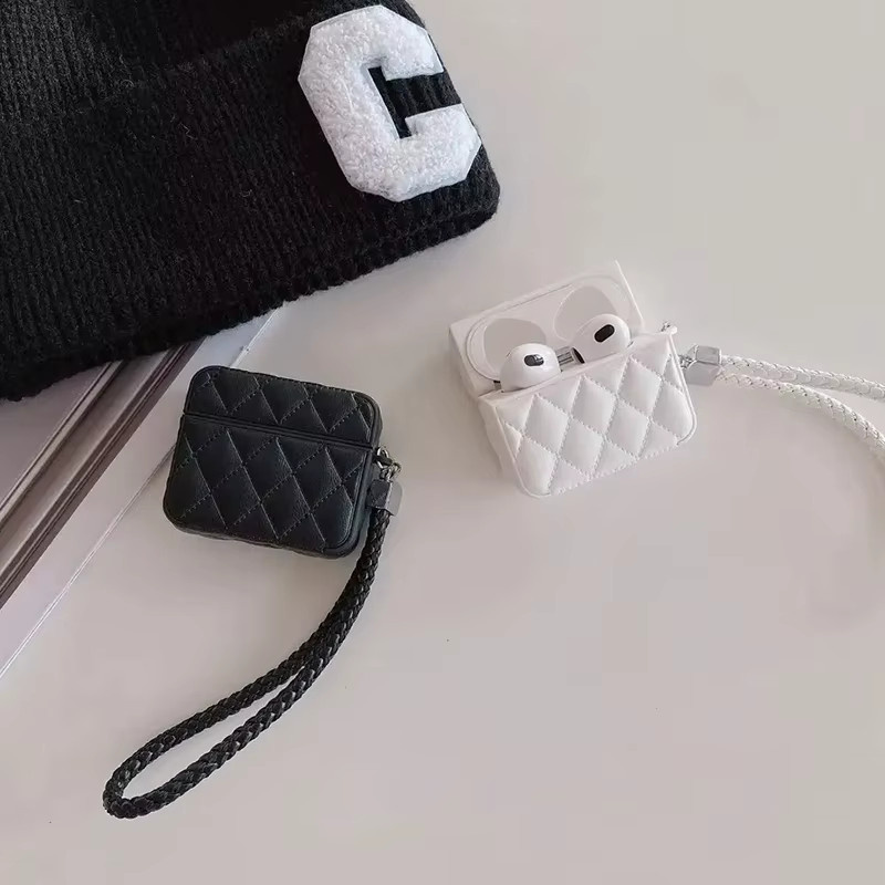 Hochwertige Leder-PU Kopfhörerhülle für Apple AirPods 4, AirPods Pro 2. Generation, AirPods 3, 2 und 1 in Schwarz - Bild 2