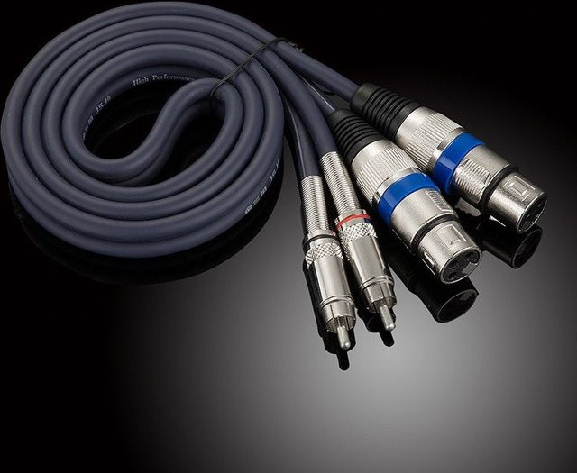 BSN Audiokabel Dual RCA auf Dual XLR Buchse in Blau - Bild 1