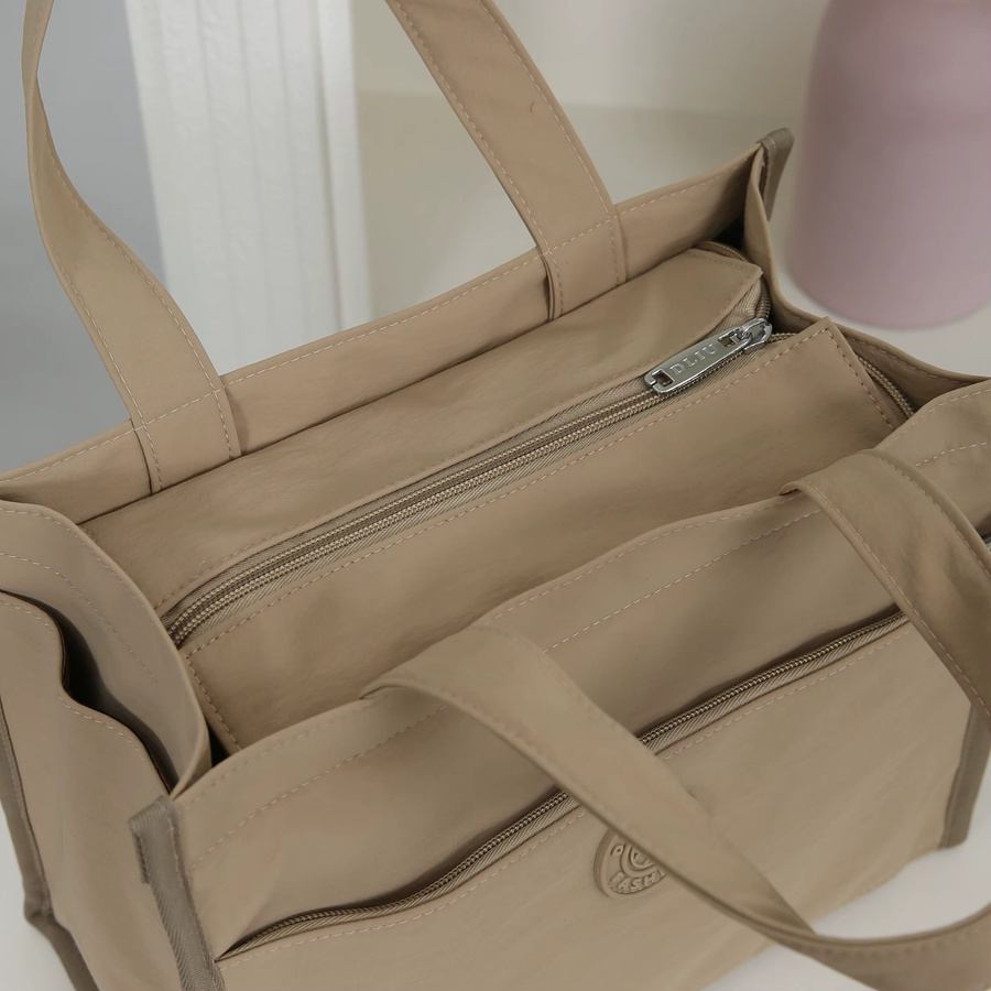 DLIU Lunchbox-Aufbewahrungstasche mit Aluminiumfolien-Innenfutter in Schwarz oder Beige - Bild 1