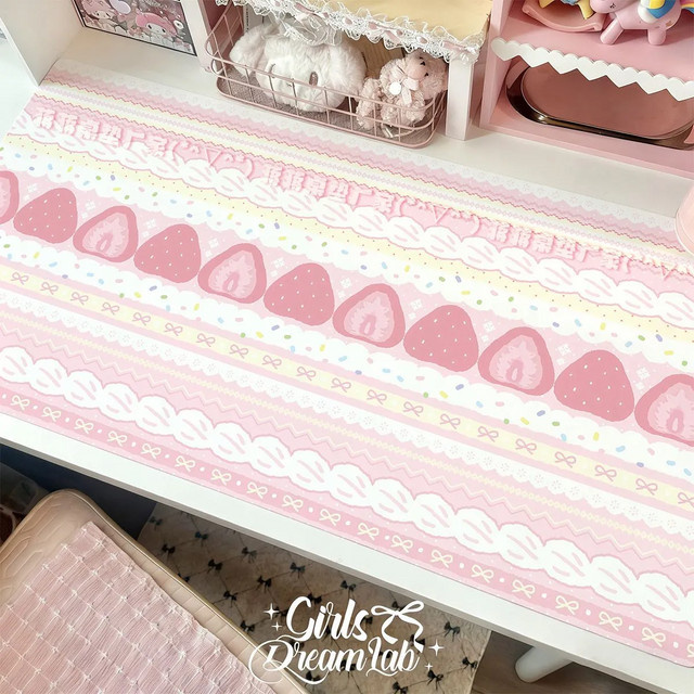 Potdemiel Leder-Schreibtischunterlage Rosa Erdbeerkuchen-Mädchen Kawaii, wasserdicht und rutschfest, PU-Schreibtischmatte - Bild 1