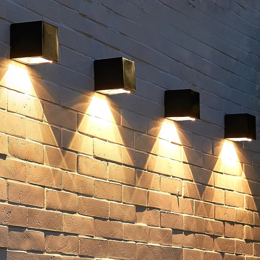 LED Solar Außenwandlampe mit Bewegungssensor IP65 wasserdicht in Schwarz für Garten Balkon und Terrasse mit warmweißem Licht - Bild 2