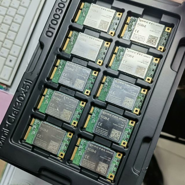 Quectel EC25-E LTE Cat4 Mini PCIe Modem mit GNSS Empfänger und USB Kommunikation - Bild 1