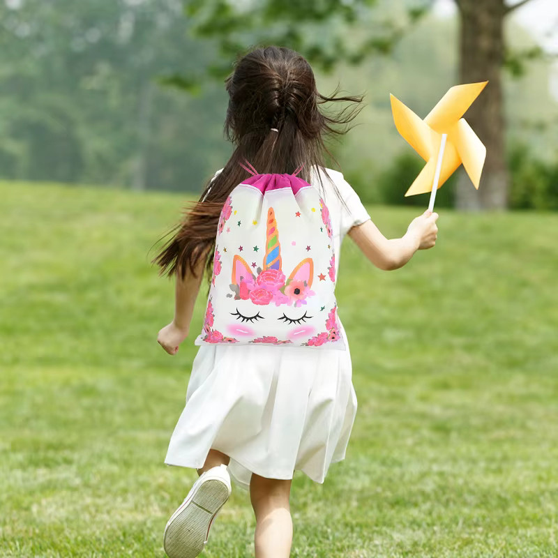 Einhorn Thema Party Kordelzug Tasche aus Vliesstoff für Kindergeburtstage - Bild 2