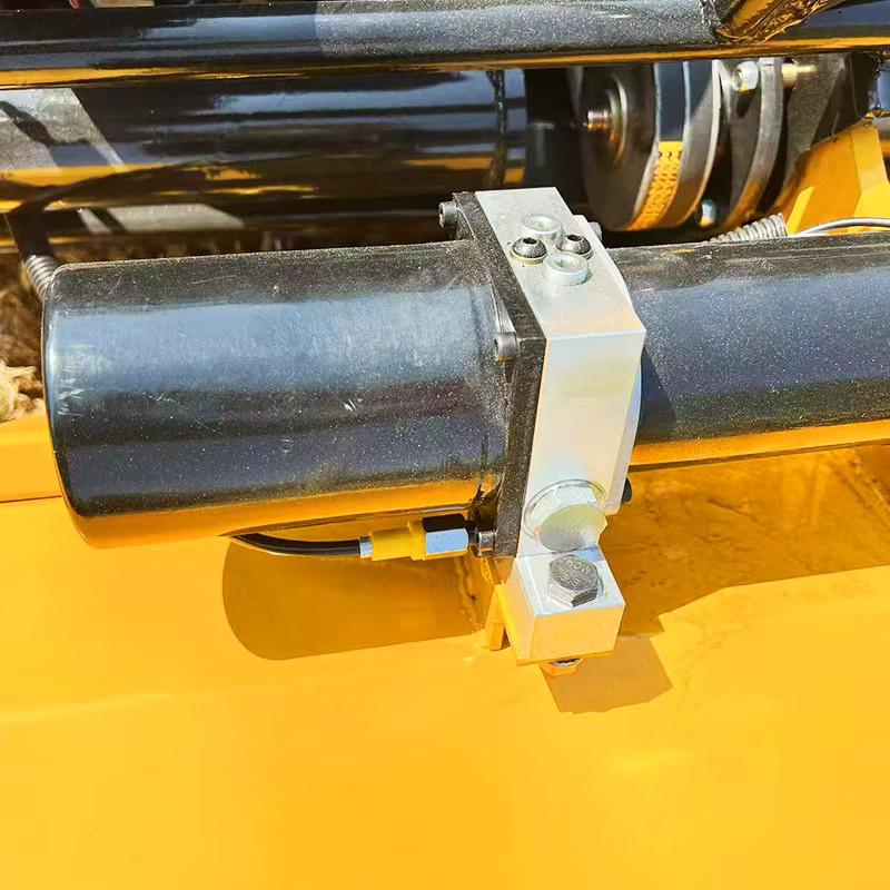 TONGZHONG All-Terrain Helling-Spinner Mäher und Schredder, ferngesteuerter hydraulischer Hebe-Dreschmäher in Gelb - Bild 5