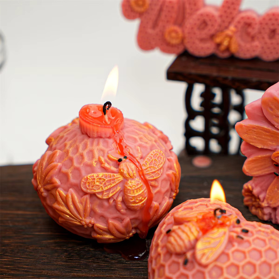 Silikonform für 3D Wabenkugel Kerzen in Pink zur Herstellung von handgemachten Kerzen und Gipsfiguren - Bild 2