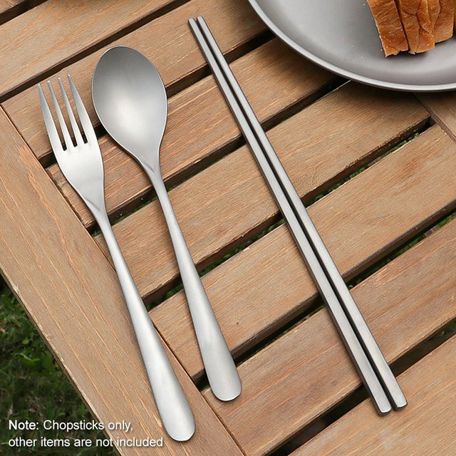 LIXADA Besteckset aus Titan in Silber Matt für Camping und Outdoor, bestehend aus Löffel, Gabel und Essstäbchen - Bild 1