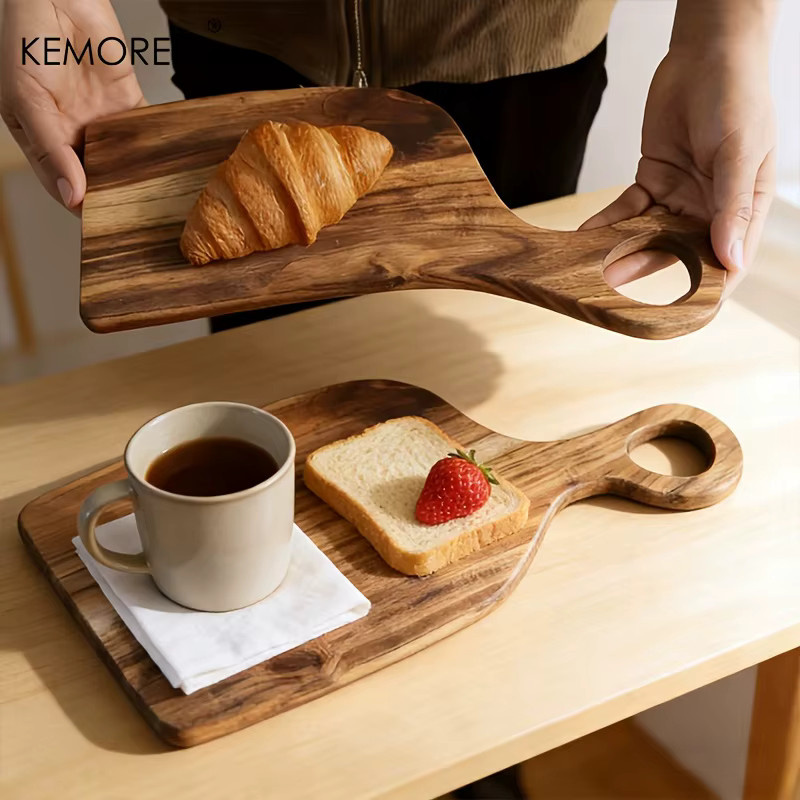 KEMORELA Schneidebrett aus Akazienholz in Braun, rechteckiges Holzbrett mit Aufhängelöchern für Küche und Backen - Bild 3