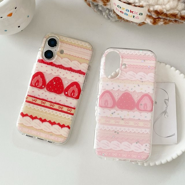 Beige Handyhülle mit Erdbeer-Kuchen-Schleifen-Design für Apple iPhone 11 bis iPhone 17 Pro Max - Bild 1