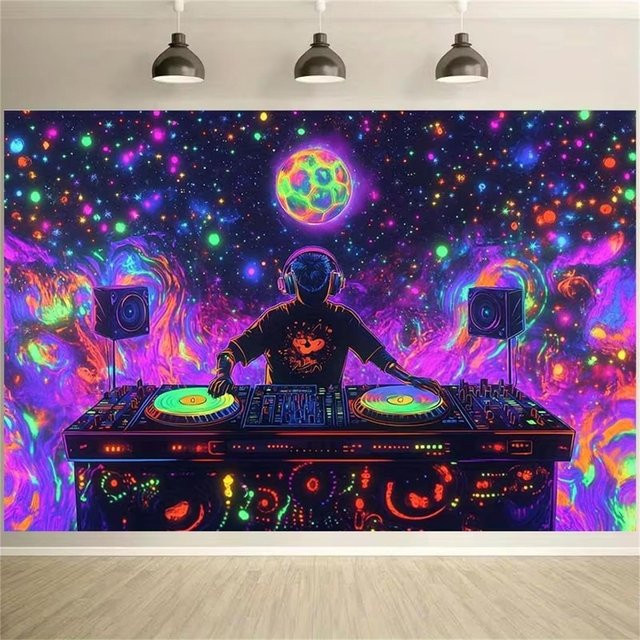 UV-reaktiver Wandbehang DJ im Universum von JMG Household Supplies, bunt, Breite: 40 cm, Höhe: 60 cm - Bild 1