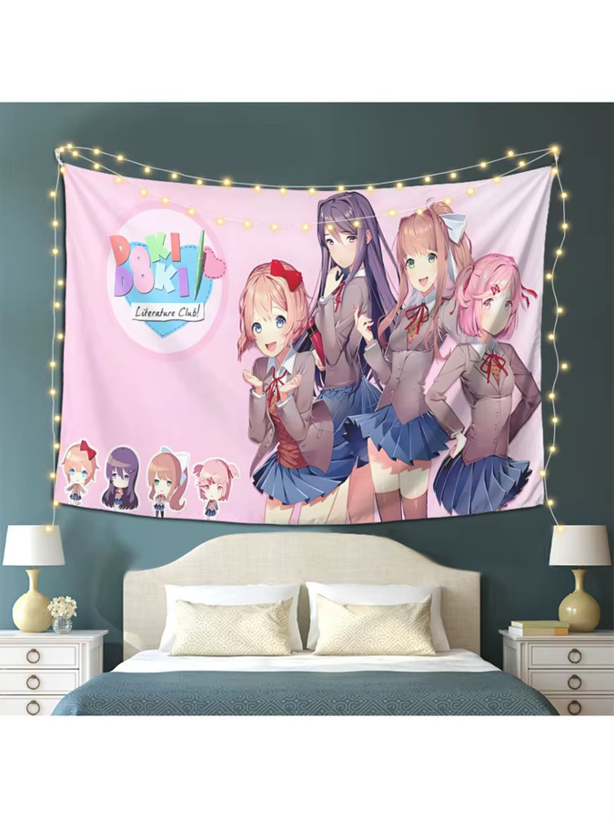 VIKAMA Heartbeat Literature Club Wandteppich in Pink mit Anime-Illustration und Typografie zur Raumdekoration - Bild 3
