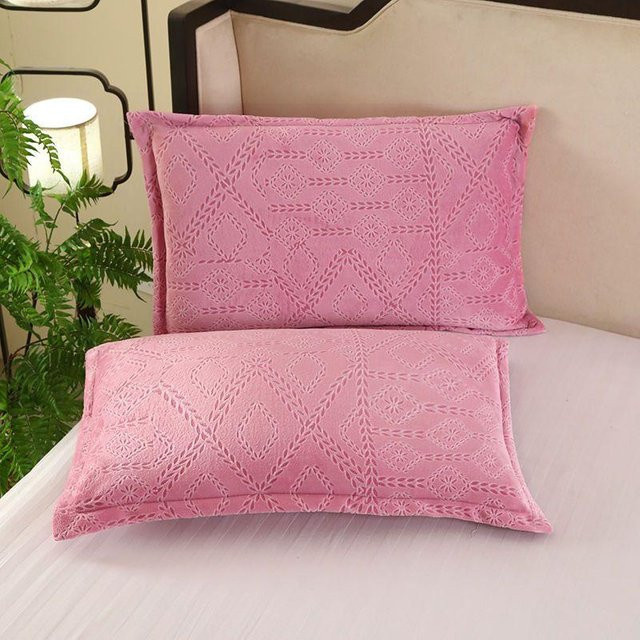 WTEMPO Kissenbezug Set aus geschnitztem Korallensamt in Pink, 2er Set - Bild 1