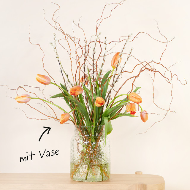 BLUME2000 Französische Tulpen in Orange mit Vase aus Recycling-Glas, Tischdekoration Frühling, B/T/H: 19,0 x 26,5 x 11,0 cm - Bild 1