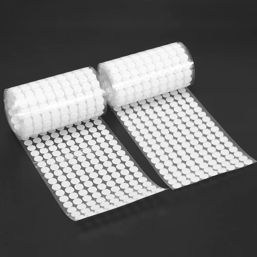 Doppelseitiges Befestigungsband mit Haken und gepunkteten Vorhangscheiben in Weiß, 1000 bis 5000 Paar, Maße: 20 x 15 mm - Bild 2