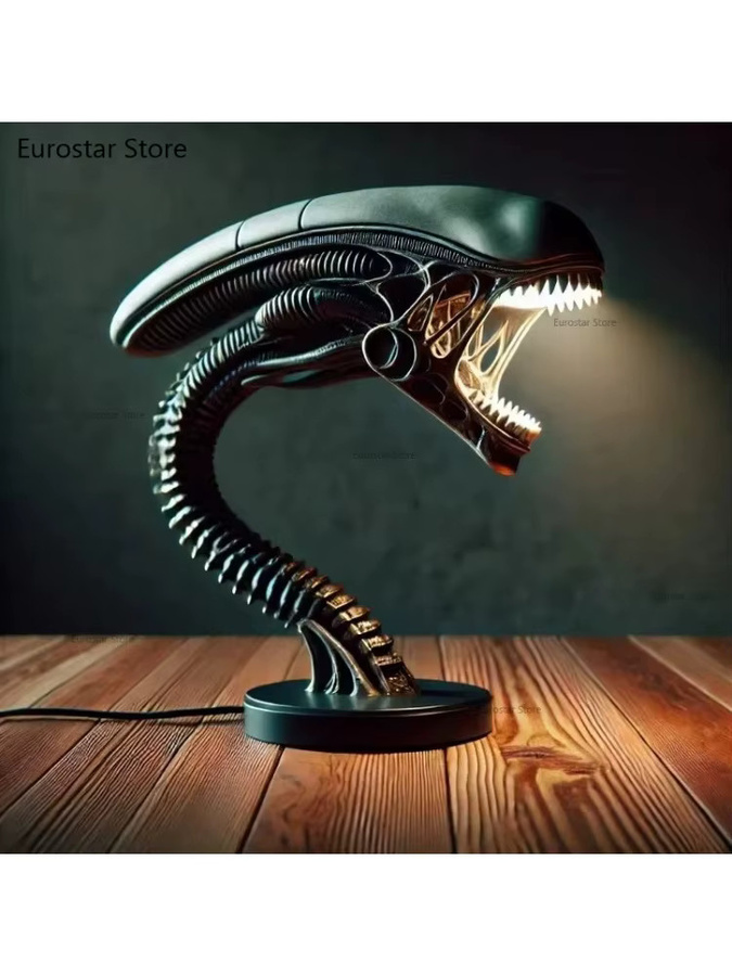 Dekorativer Lampenständer mit Alien-Kreatur von NUOYING in Schwarz aus Kunstharz für dein Schlafzimmer - Bild 2