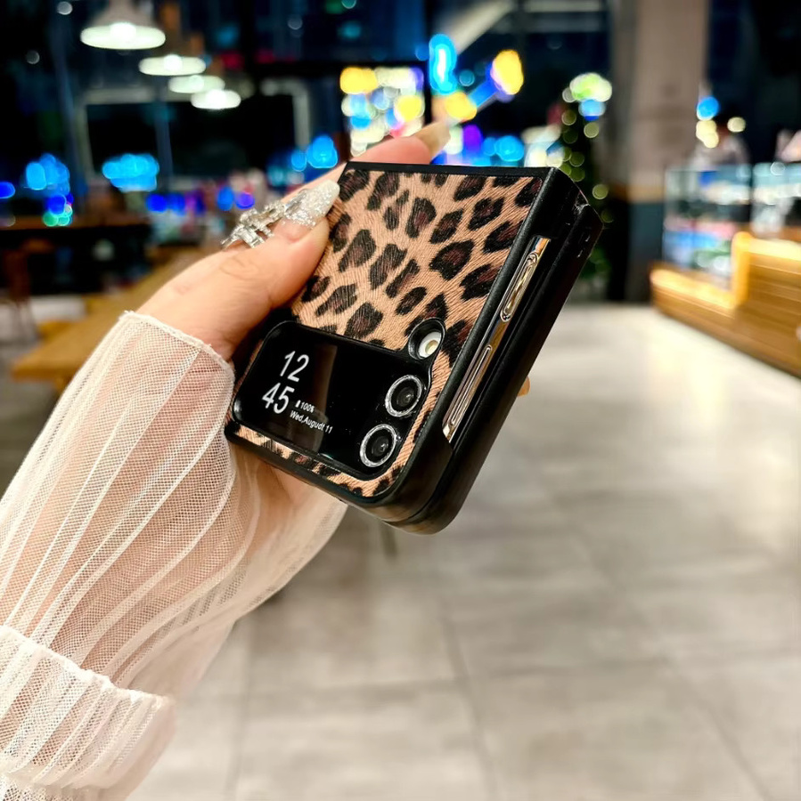Luxuriöse Samsung Galaxy Z Flip 5G Handyhülle mit Leopardenmuster in Braun aus hartem PC, stoßfeste Rückabdeckung - Bild 5