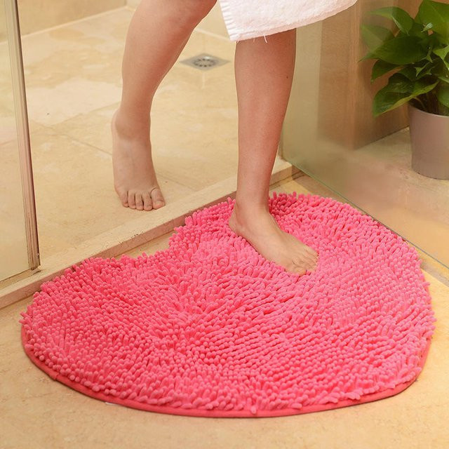 Rutschfeste Chenille-Herzmatte aus Mikrofaser in Pink, B/B: 50 x 60 cm - Bild 1