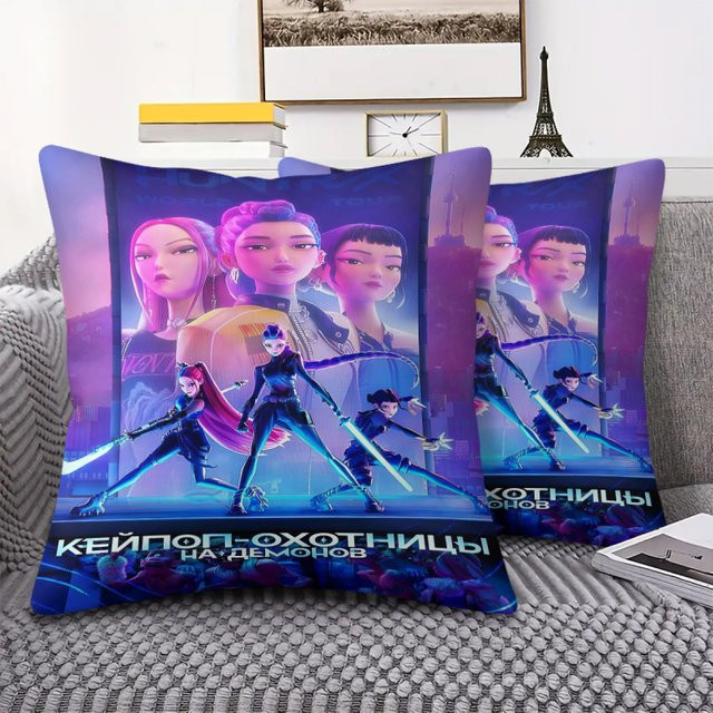 Hasbro Kpop Neon Anime Girl Battle Style Dekokissen, quadratisches Motivkissen in Multicolour - Bild 1