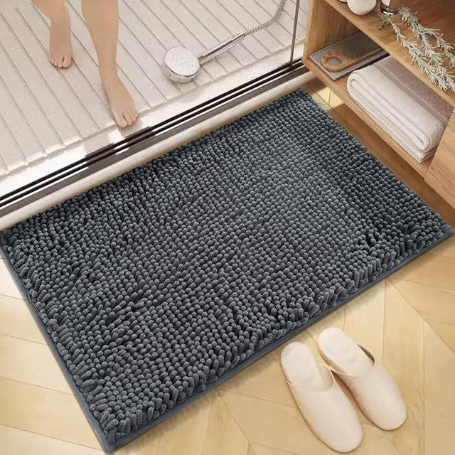 Rutschfeste Chenille-Fußmatte für das Badezimmer in Grau, B/B: 40 x 60 cm - Bild 1