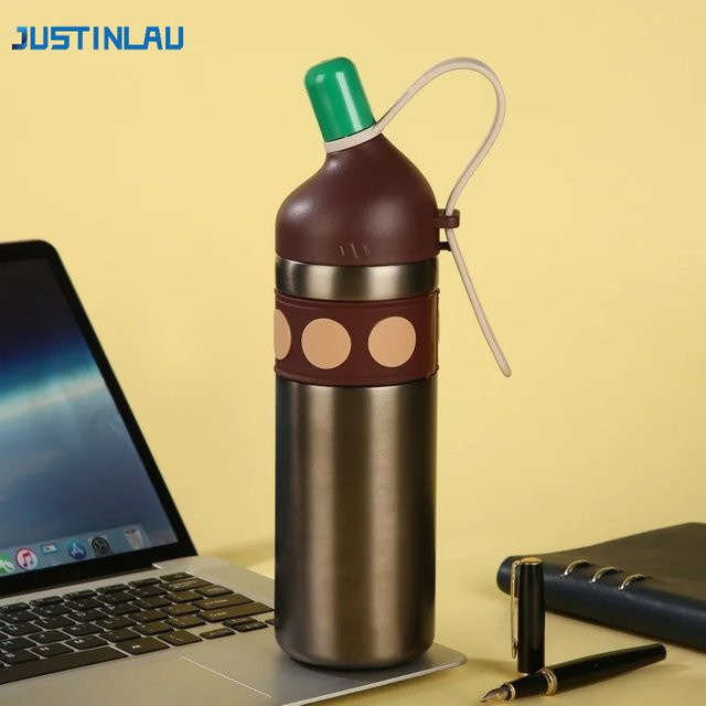JUSTINLAU Thermo-Trinkbecher aus Edelstahl mit Strohhalm für Kinder in Rot - Bild 1