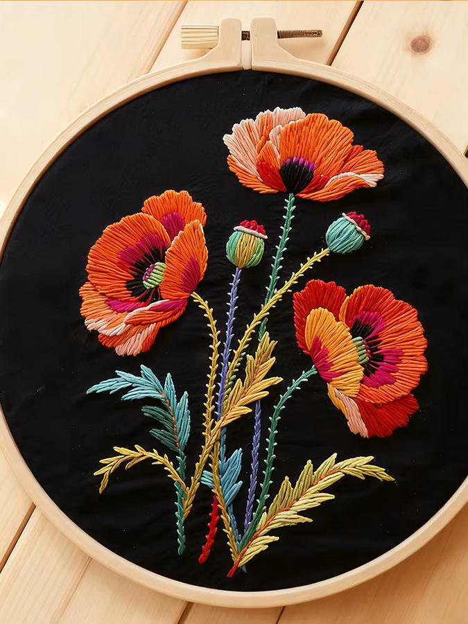 Blumenstickerei-Set mit Kreuzstich-Anleitung, Werkzeugen, Stickrahmen und Nadeln auf gestempeltem Tuch, Mehrfarbig - Bild 7