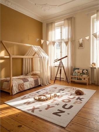 Waschbarer Kinderteppich Alphabet mit Regenbogen von Kadima Design in Creme, B/L: 120 x 170 cm