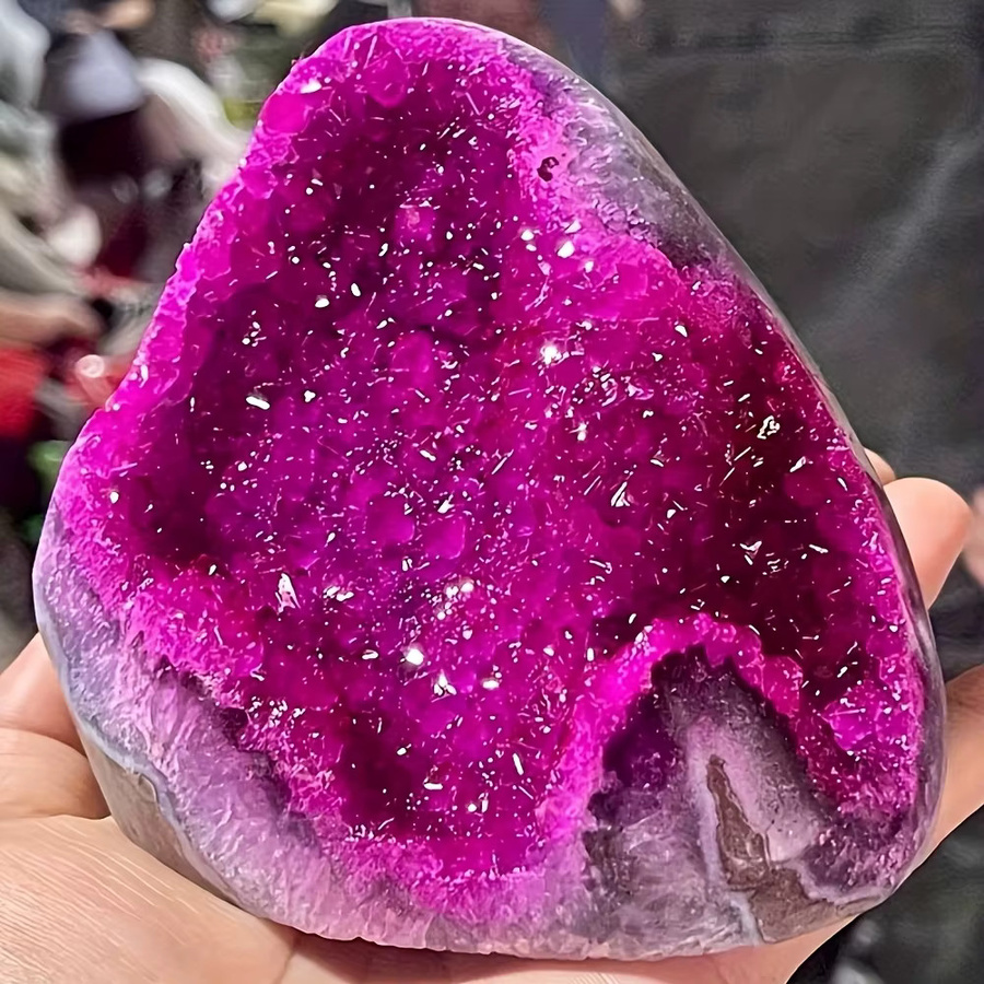 Rosa Kristall-Cluster Geode aus Quarz als Schmuck- und Dekorationsobjekt für deine Sammlung - Bild 2