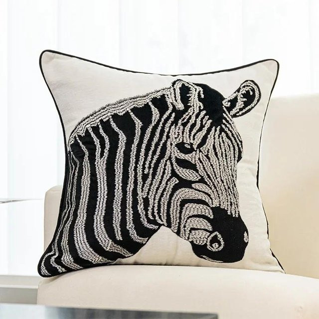 JMG Clothing Kissenbezug mit Zebra Muster in Schwarz Weiß, Geometrisches Design im Nordischen Stil, B/H: 45 x 45 cm - Bild 1