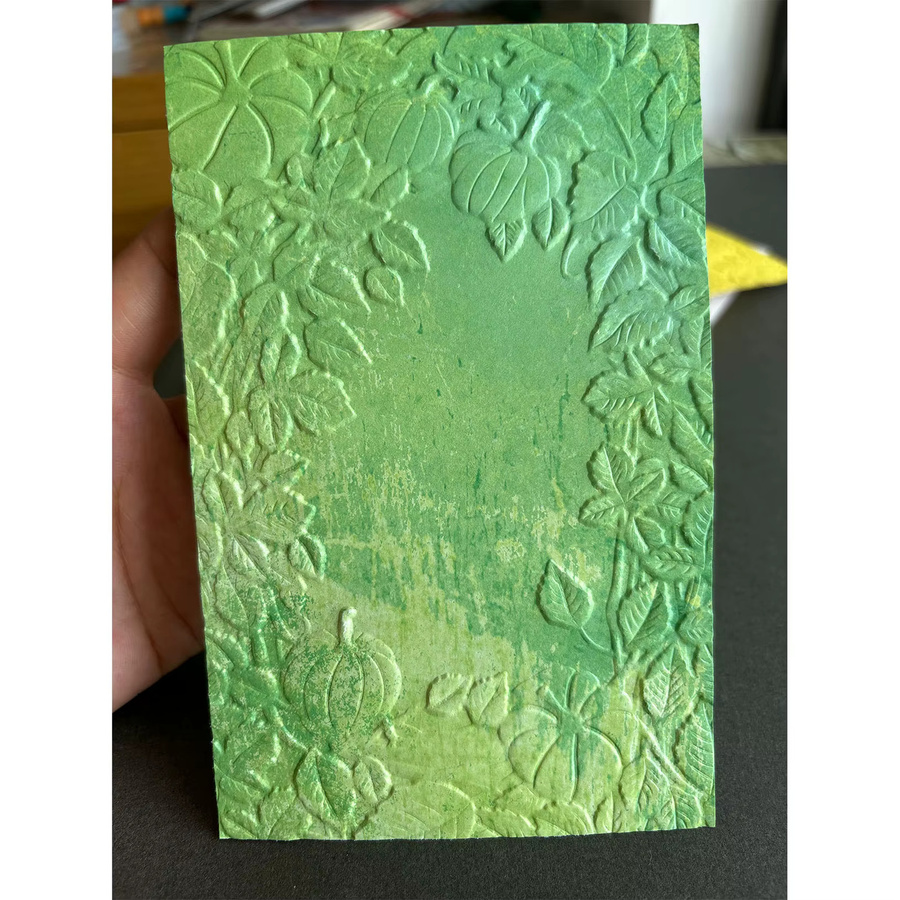 Transparente 3D-Reliefmappe mit Kürbisreben-Design aus Kunststoff für Halloween DIY-Projekte, Sammelalben und Kartenherstellung - Bild 4