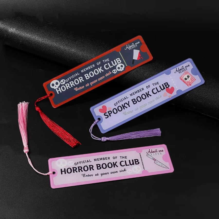 Acryl-Lesezeichen im gotischen Stempeldesign von Ghost Book Club, transparent und mehrfarbig - Bild 2