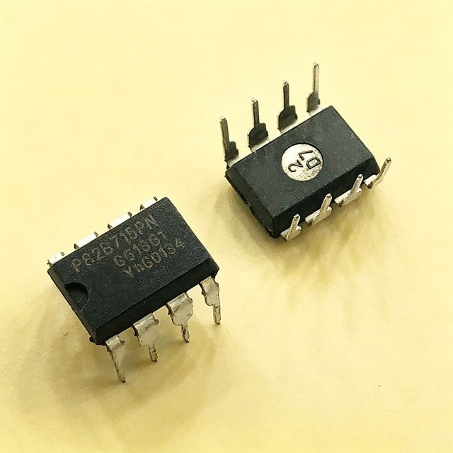 P82B715PN DIP-8 integrierter Schaltkreis in Schwarz - Bild 1
