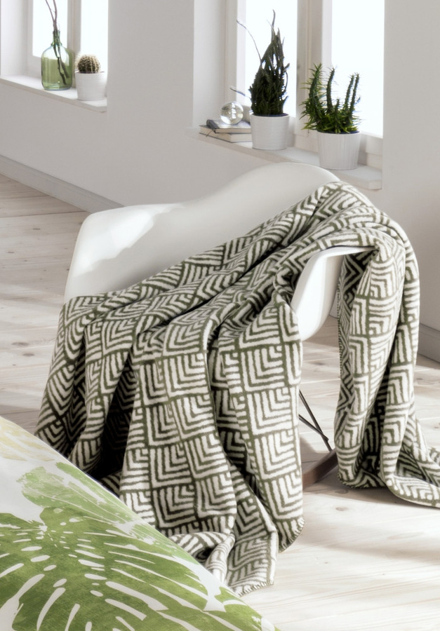 S.Oliver Kuscheldecke mit Rautenmuster in Beige und Grün, B: 200 cm, T: 150 cm - Bild 1
