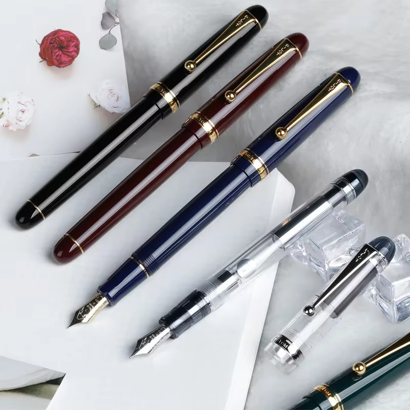 Pilot Custom 74 transparenter Füllfederhalter mit 14-karätiger Goldfeder in Blau - Bild 1