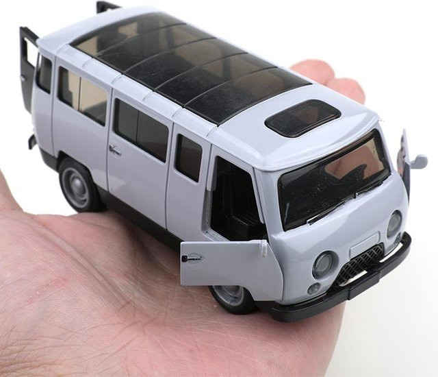 Linyi toy car Retro-Dreitürer-Lieferwagen, Spielzeugfahrzeug, 1:36, Metall, ab 4 Jahren - Bild 1