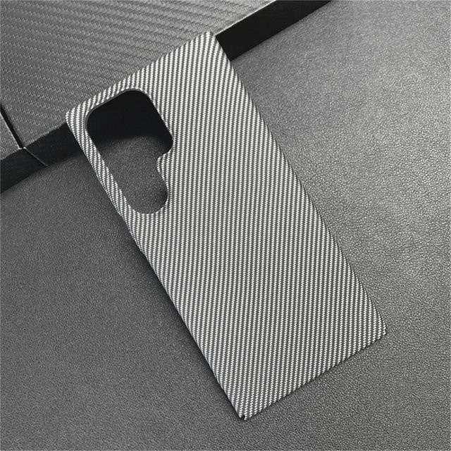 Stoßfeste Samsung Handy-Hülle aus ultra-dünnem Kunststoff mit Carbonfaser-Muster in Schwarz und Multicolour für Samsung S26, S25, S24 und S23 Ultra Plus - Bild 1